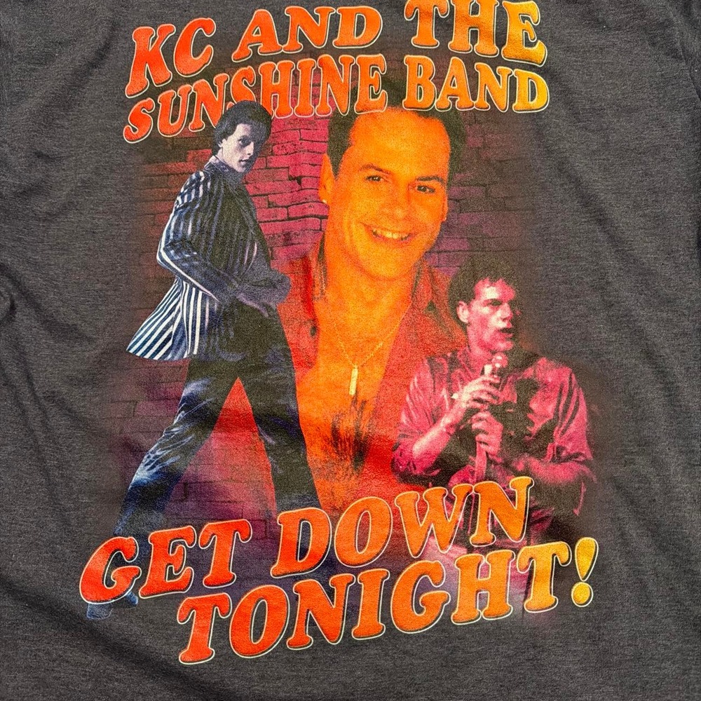 KC and the Sunshine Band Get Down Tonight Graphic T-Shirt Disco Funk Large